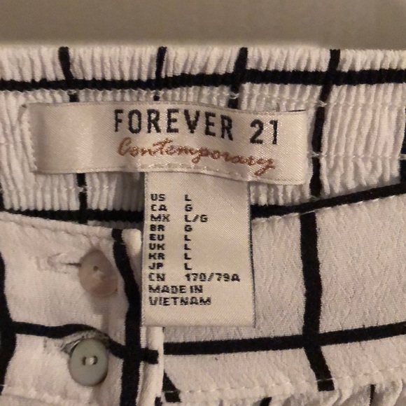 Forever 21 skirt. - Picture 5 of 6